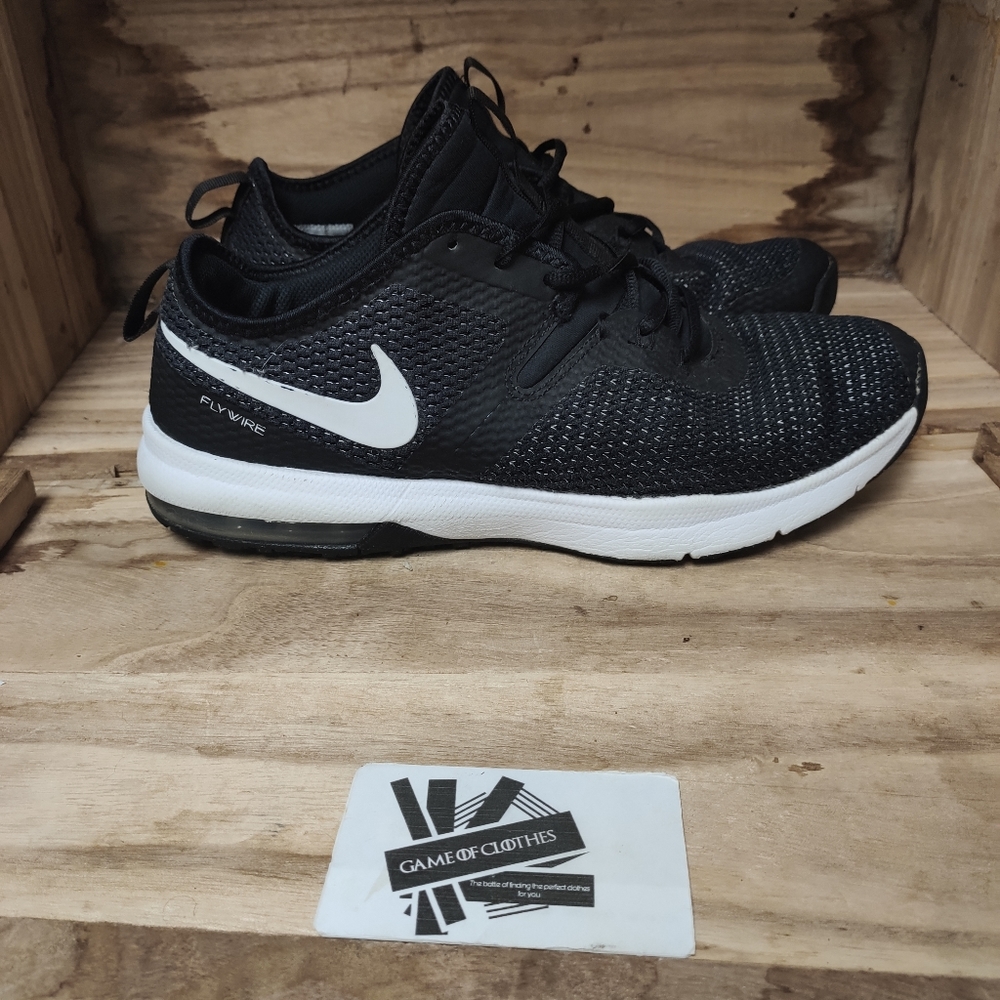 Nike air max typha